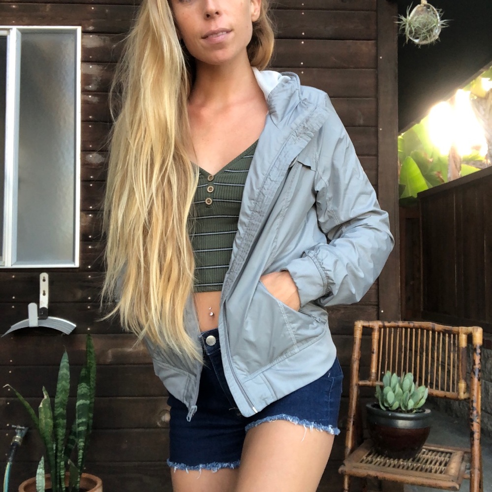 Abercrombie & Fitch gray activewear jacket size M